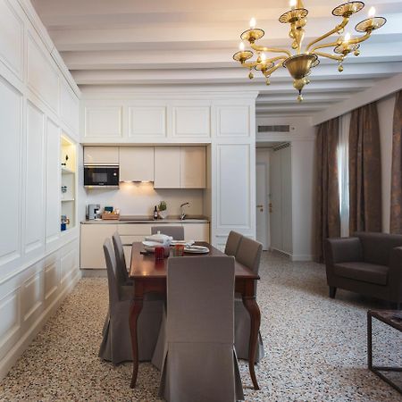 ヴェネツィア Residenza Ducatoアパートホテル エクステリア 写真